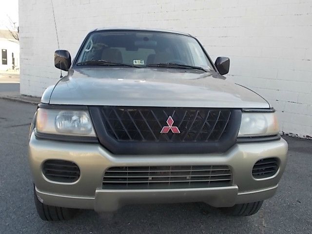 Mitsubishi Montero Sport 2001 photo 1