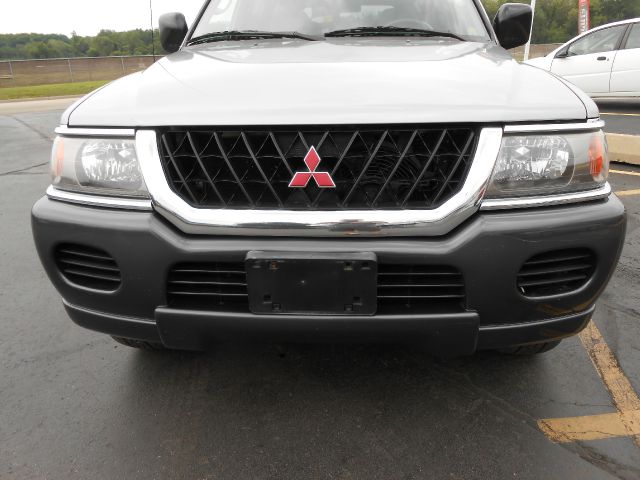Mitsubishi Montero Sport Reg Cab 159.5 WB C5B SUV