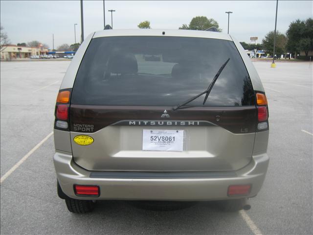 Mitsubishi Montero Sport 2002 photo 1