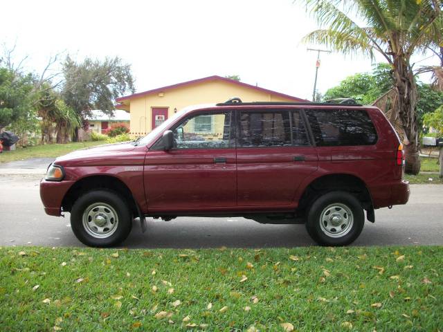 Mitsubishi Montero Sport 2002 photo 3