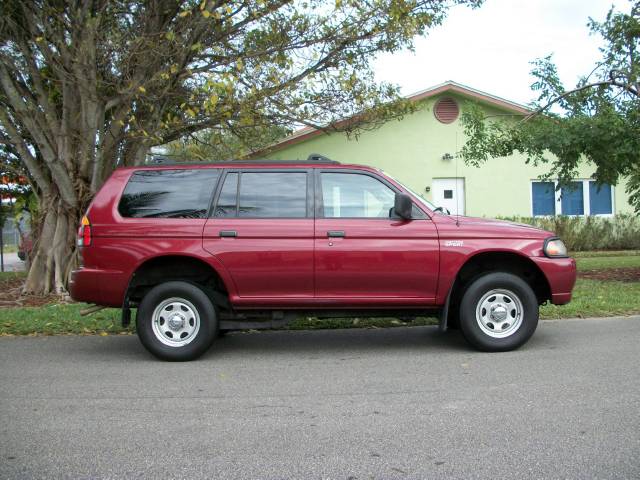 Mitsubishi Montero Sport 2002 photo 4