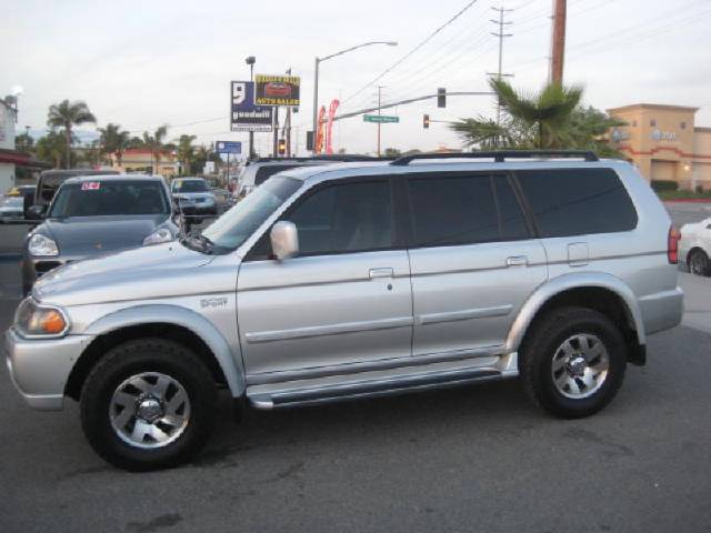 Mitsubishi Montero Sport 2002 photo 2