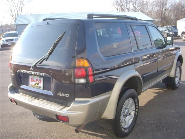 Mitsubishi Montero Sport 2002 photo 2