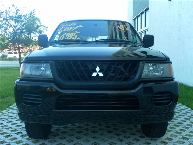 Mitsubishi Montero Sport 2002 photo 1
