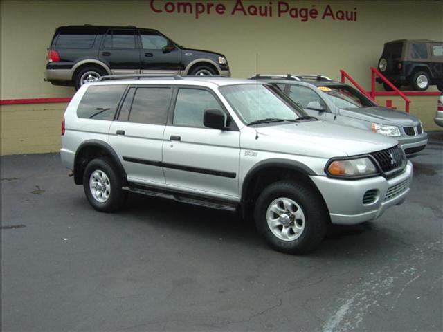 Mitsubishi Montero Sport 2002 photo 1