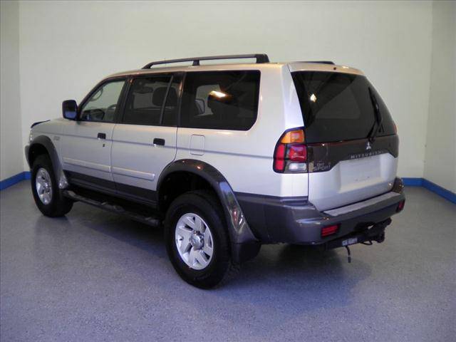 Mitsubishi Montero Sport 2002 photo 1