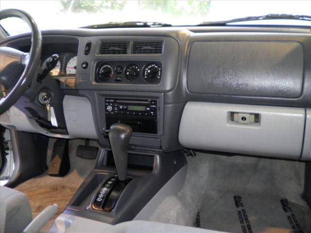 Mitsubishi Montero Sport 2002 photo 5