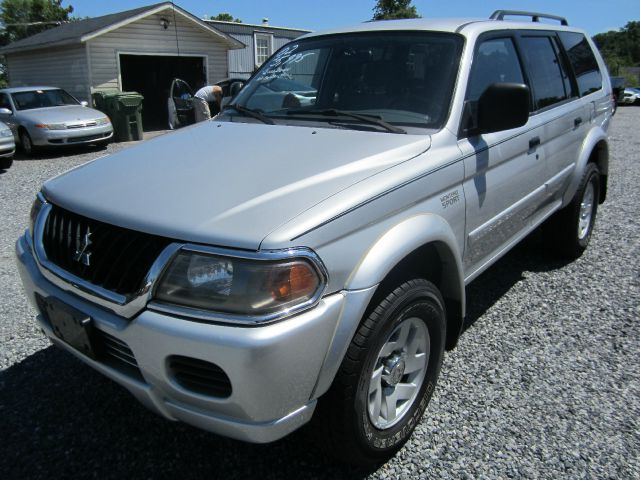 Mitsubishi Montero Sport 2002 photo 4