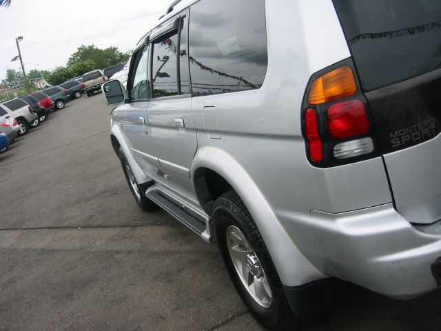 Mitsubishi Montero Sport 2002 photo 24