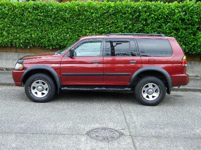 Mitsubishi Montero Sport Unknown Unspecified