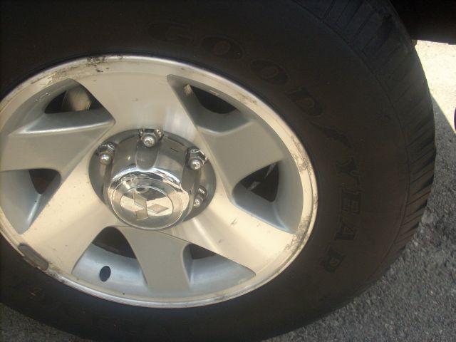 Mitsubishi Montero Sport 2002 photo 5