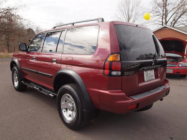 Mitsubishi Montero Sport 2002 photo 2