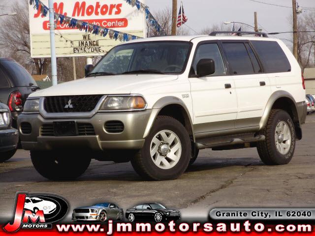 Mitsubishi Montero Sport XLS Sport Utility