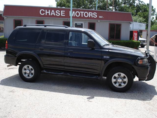 Mitsubishi Montero Sport 2002 photo 2