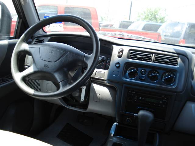 Mitsubishi Montero Sport 4 Dr 3.5 Sedan Sport Utility