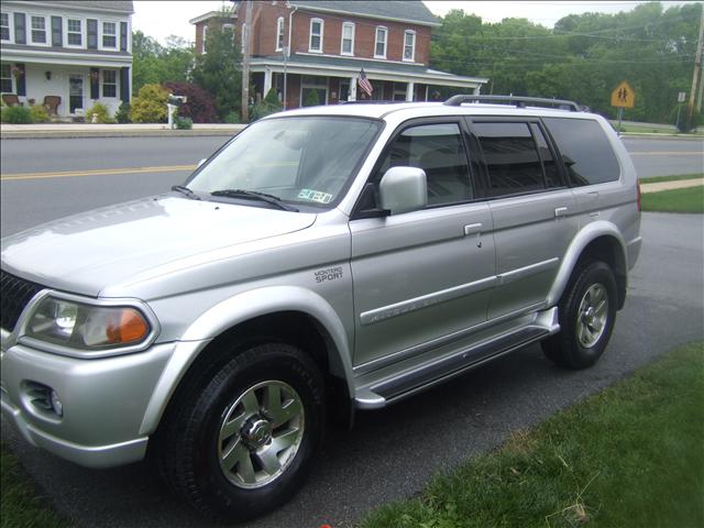 Mitsubishi Montero Sport Ex - Suv Sport Utility