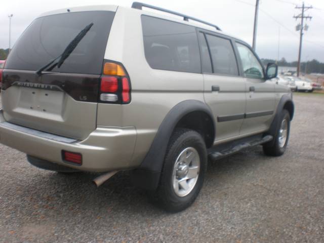 Mitsubishi Montero Sport 2002 photo 3
