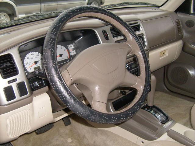 Mitsubishi Montero Sport 2002 photo 2