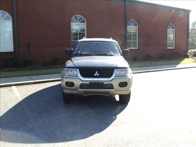 Mitsubishi Montero Sport 2002 photo 1