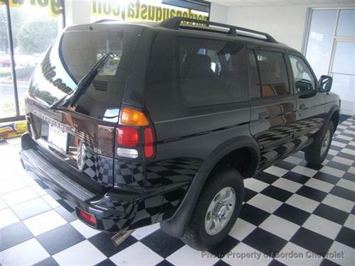 Mitsubishi Montero Sport 2003 photo 1