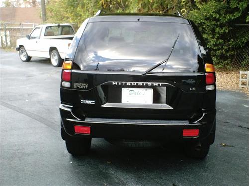 Mitsubishi Montero Sport 2003 photo 2