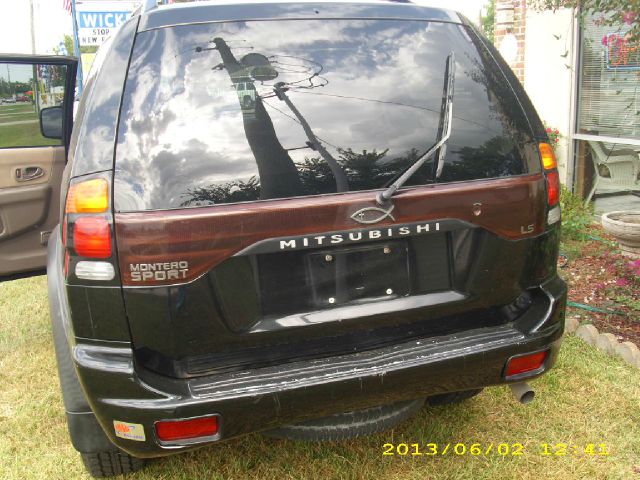 Mitsubishi Montero Sport 2003 photo 1