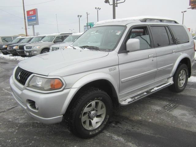 Mitsubishi Montero Sport 2003 photo 1