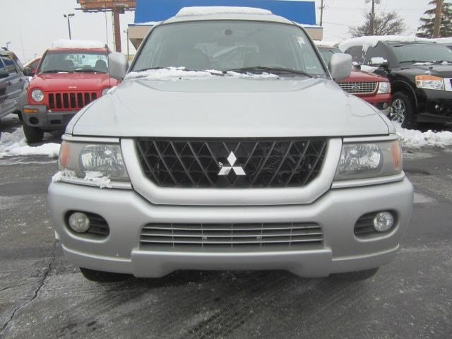 Mitsubishi Montero Sport 2003 photo 2