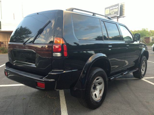 Mitsubishi Montero Sport 2003 photo 2