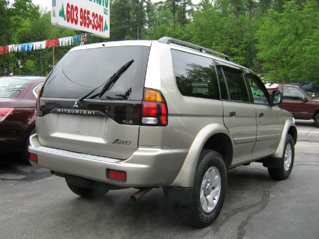Mitsubishi Montero Sport Reg Cab 159.5 WB C5B SUV