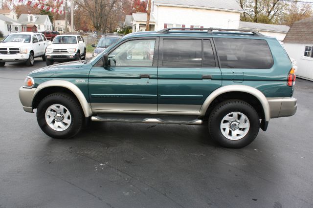 Mitsubishi Montero Sport 2003 photo 1