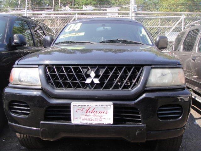 Mitsubishi Montero Sport 2004 photo 2