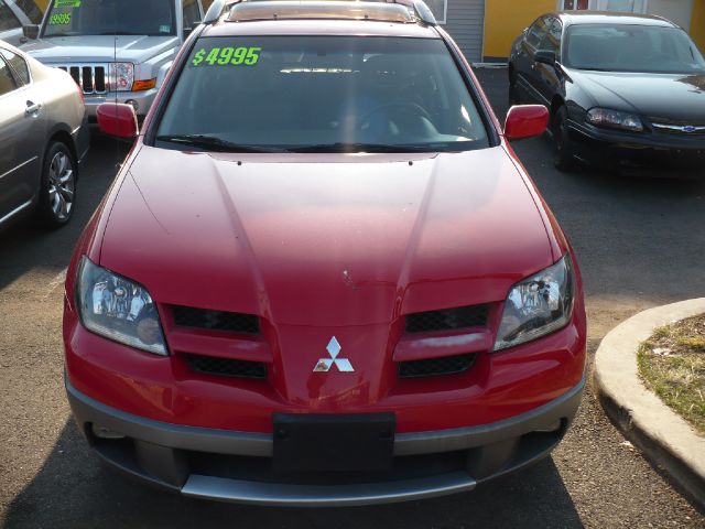 Mitsubishi Outlander 2003 photo 3