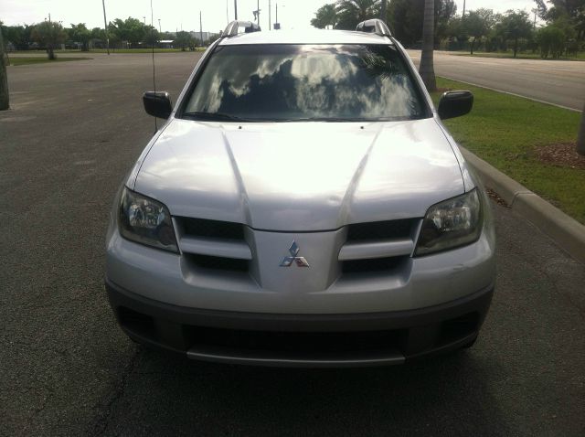 Mitsubishi Outlander 3.0cl W/leath SUV