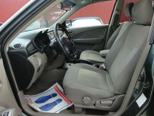 Mitsubishi Outlander 2003 photo 1