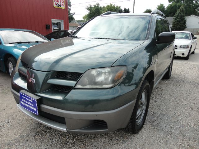 Mitsubishi Outlander 2003 photo 2