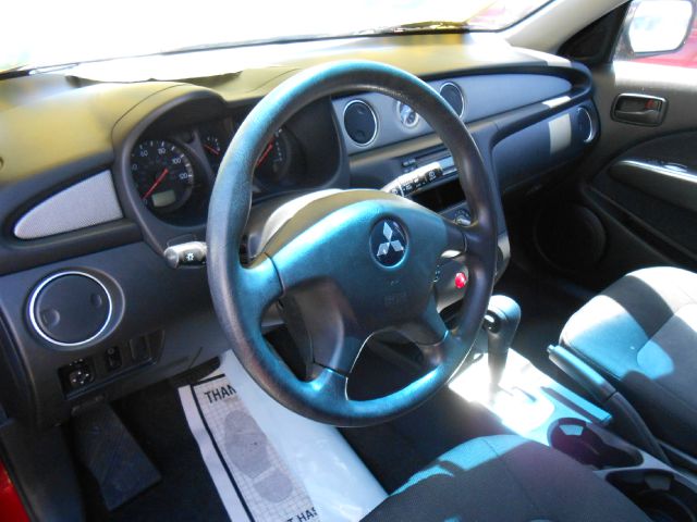 Mitsubishi Outlander 2003 photo 2