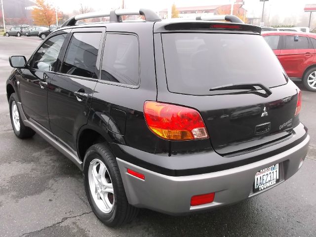 Mitsubishi Outlander 2003 photo 1
