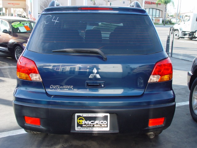 Mitsubishi Outlander 2003 photo 1