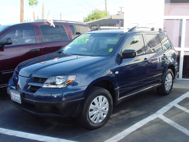 Mitsubishi Outlander 2003 photo 4
