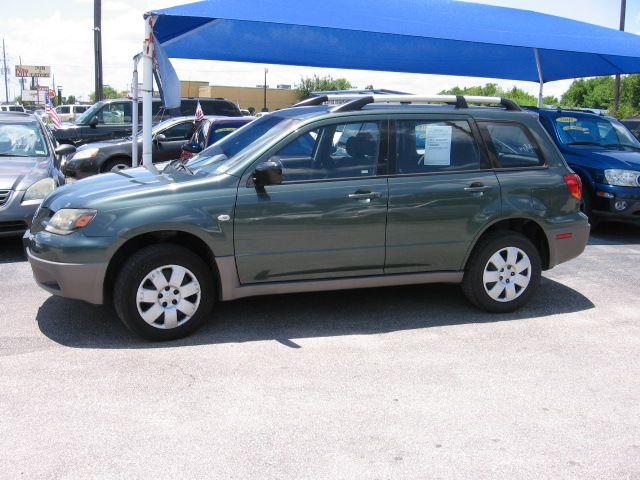 Mitsubishi Outlander 2003 photo 3