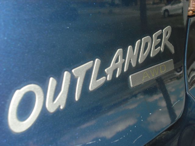 Mitsubishi Outlander 2003 photo 8
