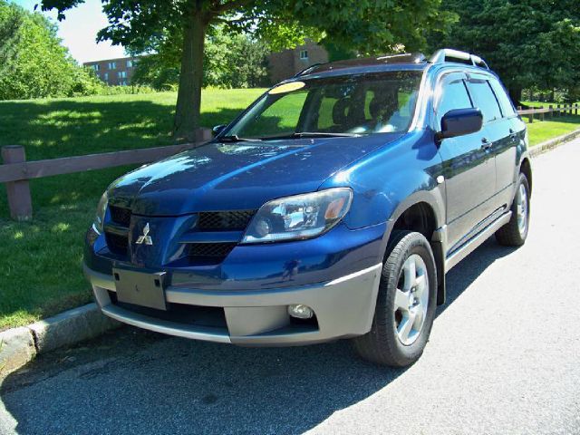 Mitsubishi Outlander 2003 photo 4