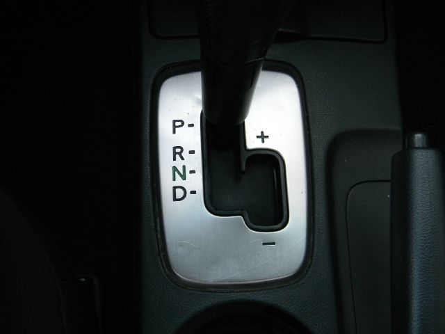Mitsubishi Outlander 2004 photo 4