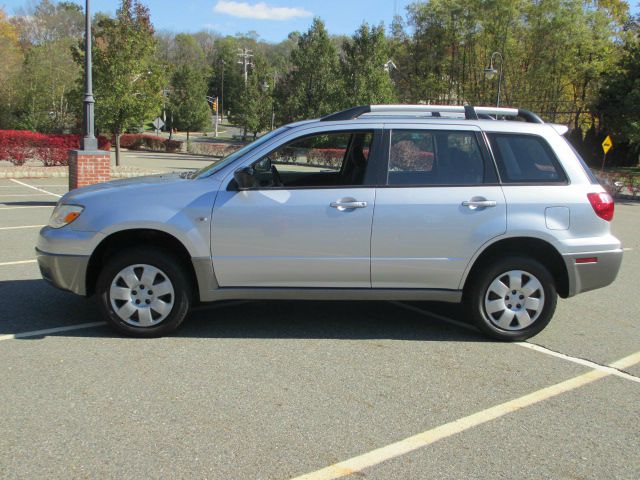 Mitsubishi Outlander 2005 photo 4
