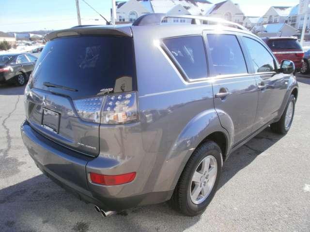 Mitsubishi Outlander Touring W/nav.sys Sport Utility
