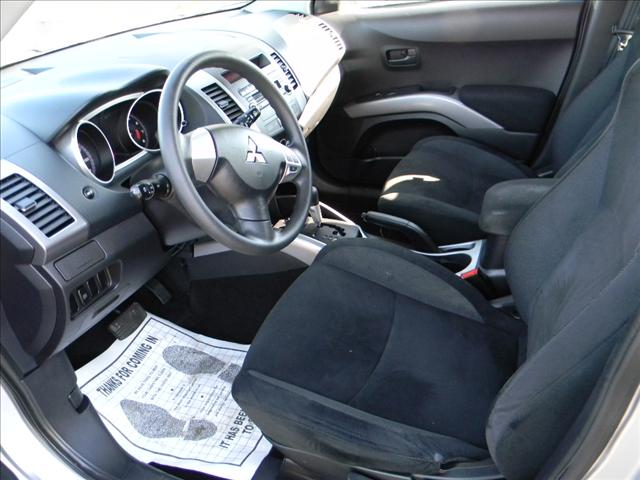 Mitsubishi Outlander 2007 photo 3