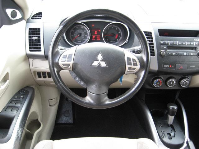 Mitsubishi Outlander 2007 photo 5