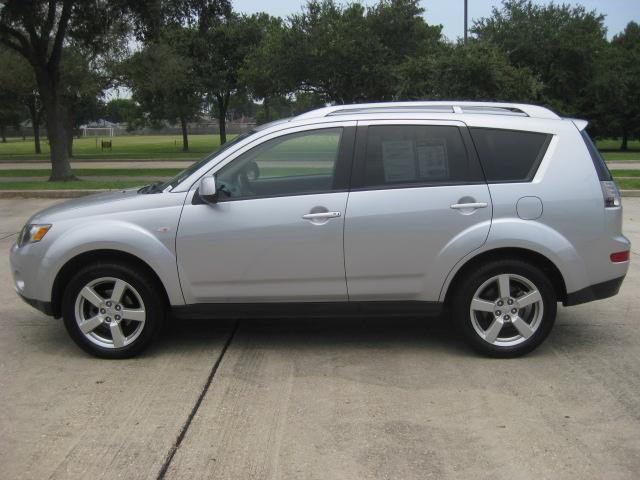 Mitsubishi Outlander 1.8T Quattro With Tiptronic Sport Utility