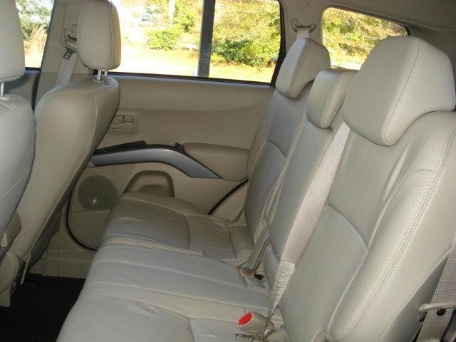 Mitsubishi Outlander 2007 photo 4